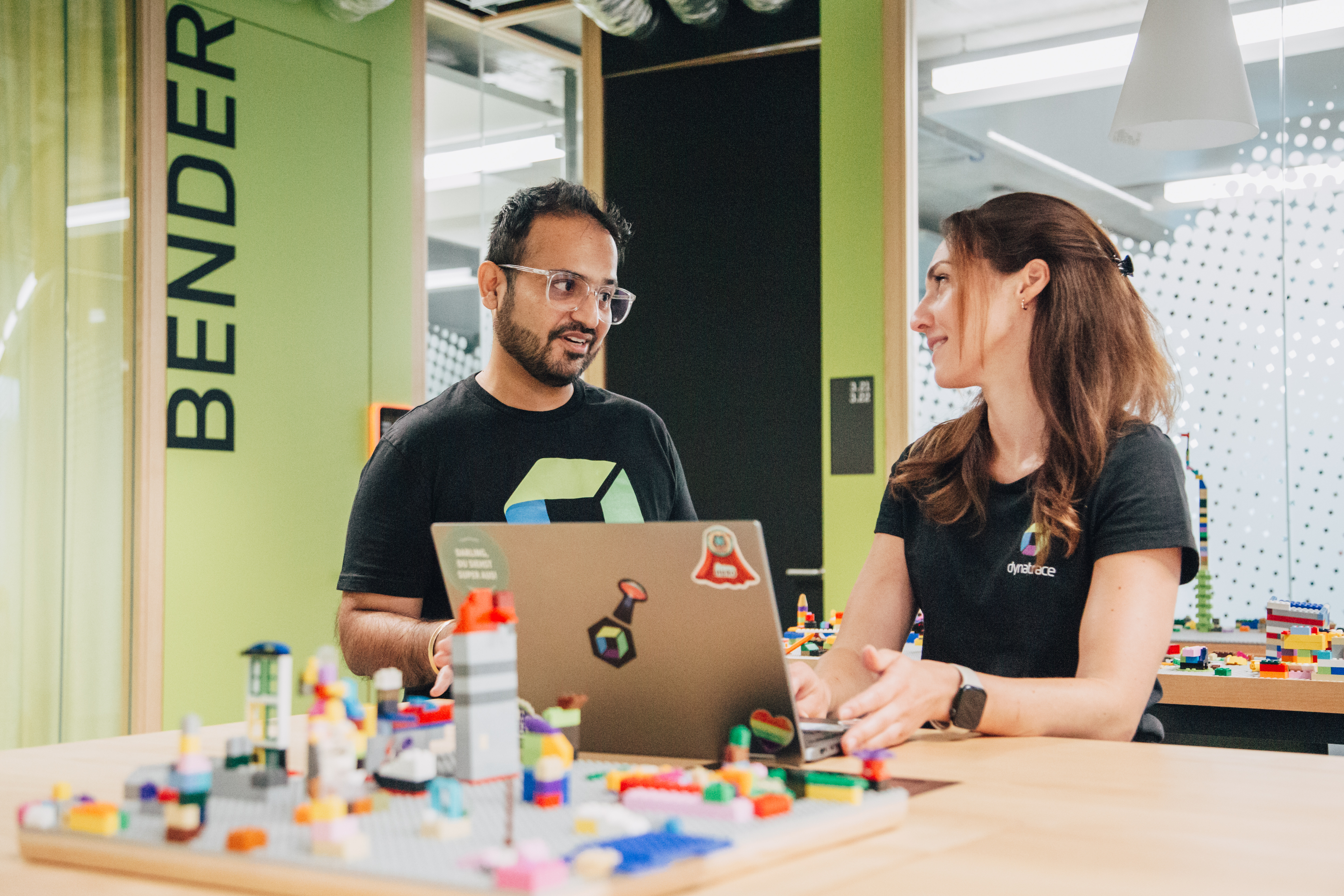 Dynatrace students and recent graduates hero